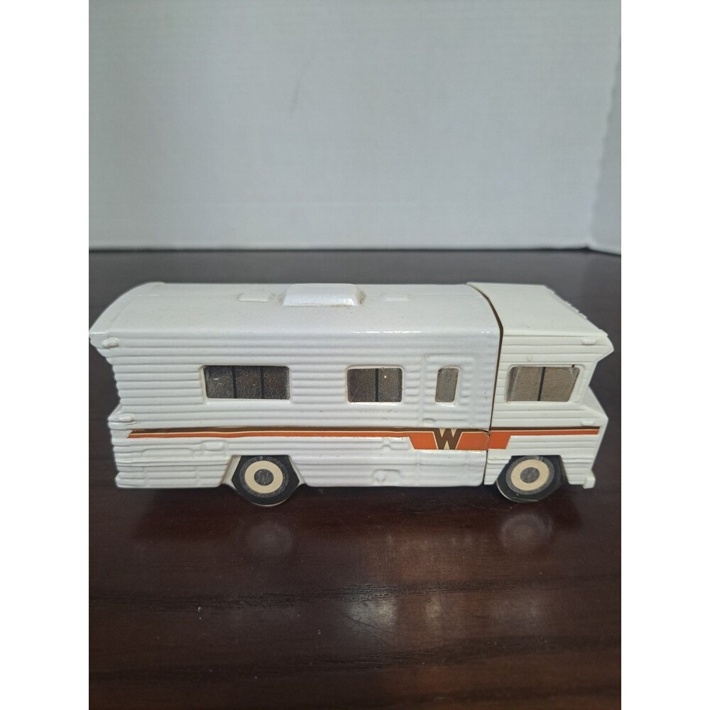 Vintage Winnebago Motor Home Wild Country Avon Bottle